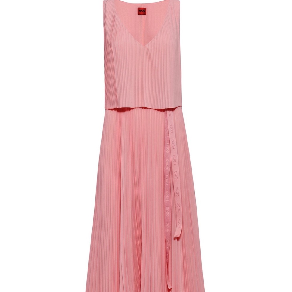 Hugo Boss Size SMALL Pink pleated dress